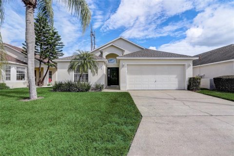 House in Davenport, Florida 4 bedrooms, 150.59 sq.m. № 1362952 - photo 1