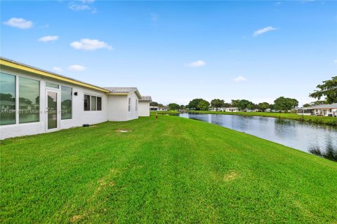 Villa ou maison à vendre à Plantation, Floride: 2 chambres, 133.59 m2 № 1180924 - photo 1