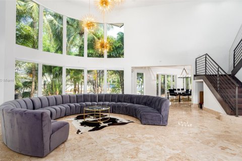 Casa en venta en Dania Beach, Florida, 7 dormitorios, 432 m2 № 1008935 - foto 26