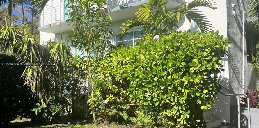 Condo in Miami Beach, Florida, 1 bedroom  № 1187201