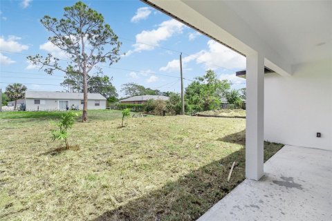 Casa en venta en Palm Bay, Florida, 4 dormitorios № 1176723 - foto 22