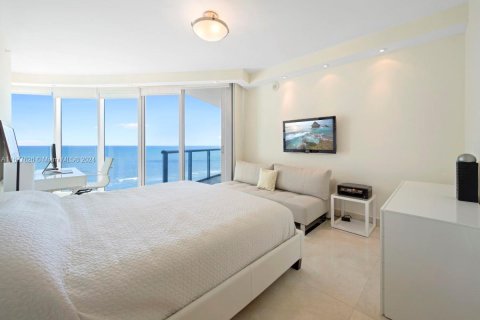 Condo in Sunny Isles Beach, Florida, 3 bedrooms  № 1404235 - photo 12