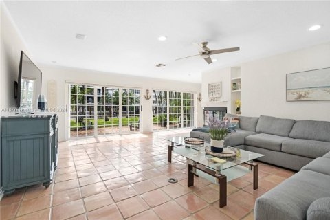 Terreno en venta en Fort Lauderdale, Florida № 1404237 - foto 9