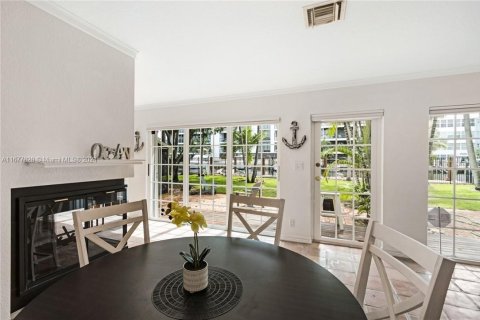 Terreno en venta en Fort Lauderdale, Florida № 1404237 - foto 15