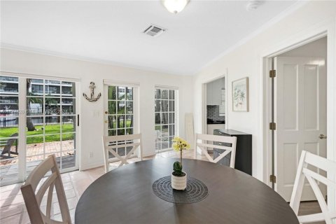 Terreno en venta en Fort Lauderdale, Florida № 1404237 - foto 14