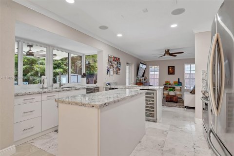 Casa en venta en Coral Gables, Florida, 3 dormitorios, 183.95 m2 № 1181049 - foto 3