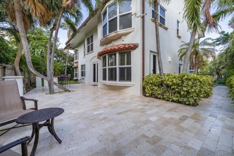Villa ou maison à vendre à Highland Beach, Floride: 5 chambres, 393.16 m2 № 54535 - photo 17