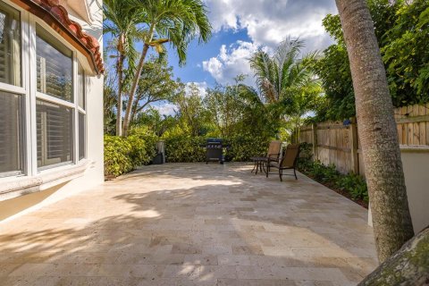 Villa ou maison à vendre à Highland Beach, Floride: 5 chambres, 393.16 m2 № 54535 - photo 13