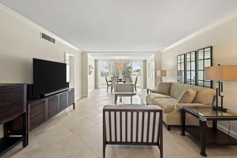 Condo in Atlantis, Florida, 2 bedrooms  № 1208003 - photo 21