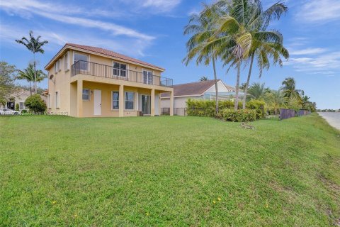 Villa ou maison à vendre à Miramar, Floride: 5 chambres, 313.27 m2 № 752219 - photo 15