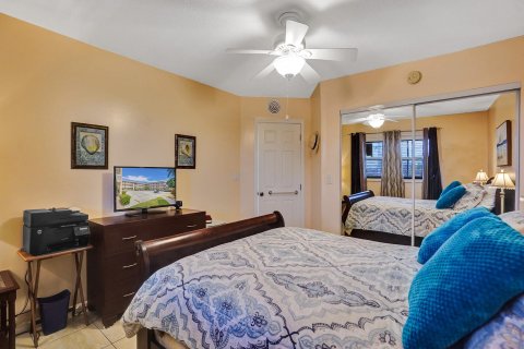 Condo in Lauderhill, Florida, 1 bedroom  № 1174204 - photo 8