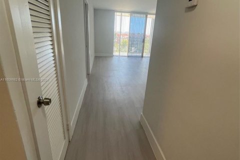 Copropriété à louer à Miami Beach, Floride: 1 chambre, 73.76 m2 № 1365566 - photo 3