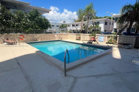 Copropriété à louer à Miami Beach, Floride: 1 chambre, 73.76 m2 № 1365566 - photo 14