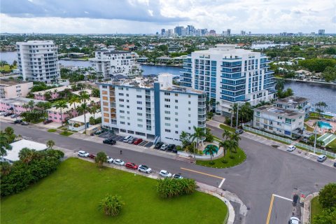 Copropriété à vendre à Fort Lauderdale, Floride: 2 chambres, 132.57 m2 № 1378686 - photo 25