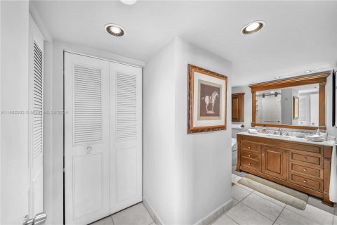 Copropriété à vendre à Fort Lauderdale, Floride: 2 chambres, 132.57 m2 № 1378686 - photo 12