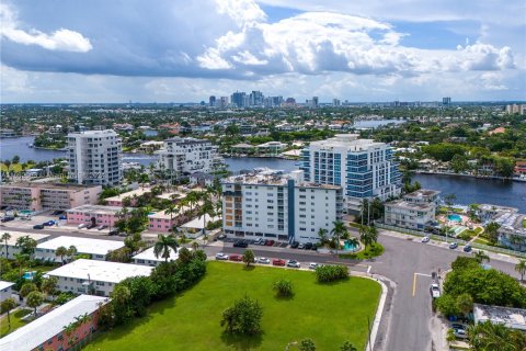 Copropriété à vendre à Fort Lauderdale, Floride: 2 chambres, 132.57 m2 № 1378686 - photo 24