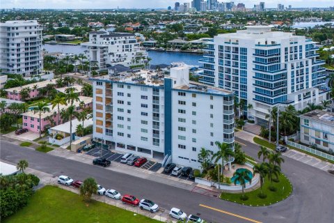 Condo in Fort Lauderdale, Florida, 2 bedrooms  № 1378686 - photo 26