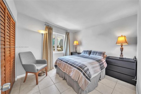 Copropriété à vendre à Fort Lauderdale, Floride: 2 chambres, 132.57 m2 № 1378686 - photo 10