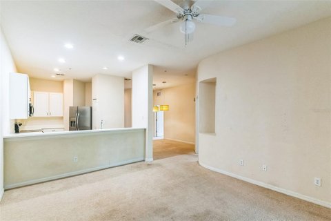 Condo in Davenport, Florida, 2 bedrooms  № 1368585 - photo 25