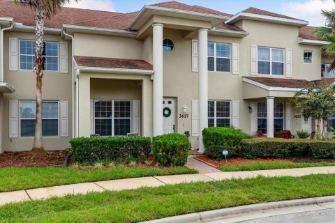 Townhouse in New Smyrna Beach, Florida 3 bedrooms, 169.45 sq.m. № 1369454 - photo 4