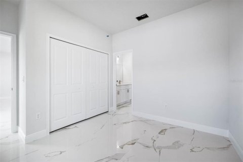 Villa ou maison à vendre à Kissimmee, Floride: 4 chambres, 171.5 m2 № 1369374 - photo 19