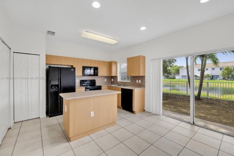 Townhouse in Homestead, Florida 2 bedrooms, 108.32 sq.m. № 1328922 - photo 18