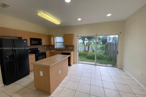 Townhouse in Homestead, Florida 2 bedrooms, 108.32 sq.m. № 1328922 - photo 5