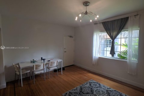 Condo in Miami Beach, Florida, 1 bedroom  № 1399975 - photo 6