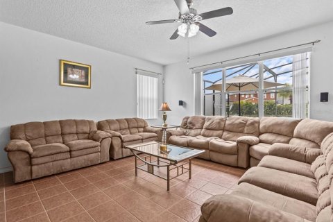 Casa en venta en Davenport, Florida, 5 dormitorios, 324.6 m2 № 1279332 - foto 9