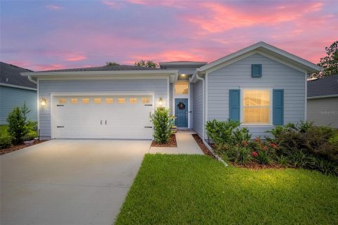 Casa en venta en Ocala, Florida, 4 dormitorios, 189.43 m2 № 1314819 - foto 1