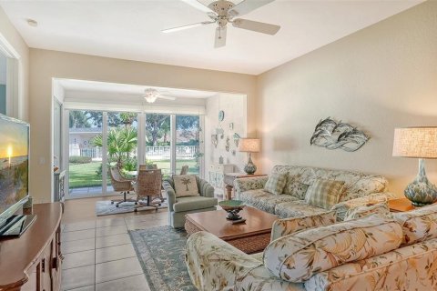 Casa en venta en Bradenton, Florida, 2 dormitorios, 153.01 m2 № 1388416 - foto 11