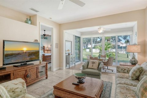 Casa en venta en Bradenton, Florida, 2 dormitorios, 153.01 m2 № 1388416 - foto 12