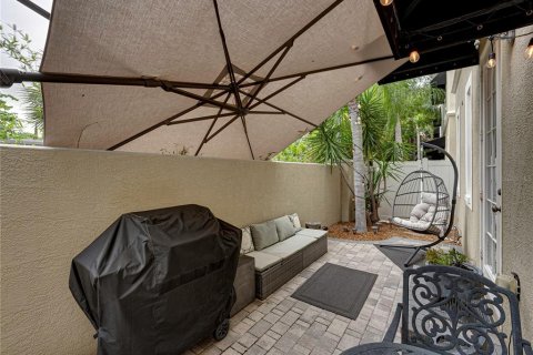 Townhouse in Tampa, Florida 3 bedrooms, 164.81 sq.m. № 1398005 - photo 19