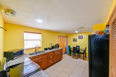 Casa en venta en New Port Richey, Florida, 2 dormitorios, 90.67 m2 № 1398003 - foto 15