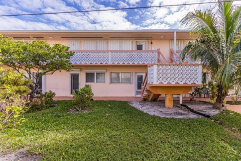 Condominio en venta en Hallandale Beach, Florida, 1 dormitorio, 58.06 m2 № 922280 - foto 24