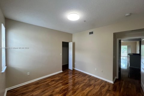 Condo in Coral Springs, Florida, 2 bedrooms  № 976304 - photo 14