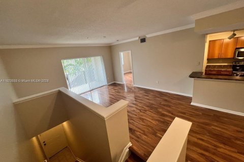 Copropriété à vendre à Coral Springs, Floride: 2 chambres, 104.05 m2 № 976304 - photo 6