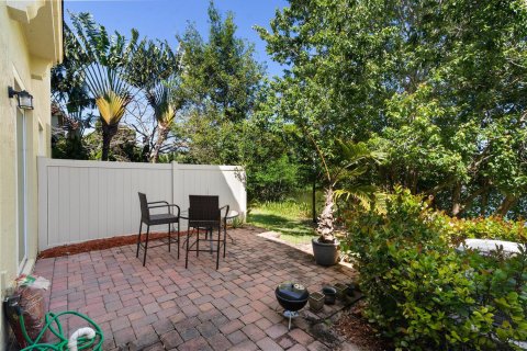 Townhouse in Boynton Beach, Florida 3 bedrooms, 144.09 sq.m. № 1116963 - photo 4