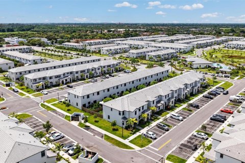 Touwnhouse à vendre à Homestead, Floride: 3 chambres, 123.37 m2 № 1369017 - photo 9