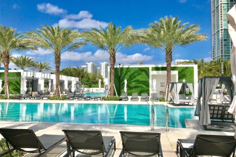 Copropriété à vendre à Miami, Floride: 2 chambres, 110.09 m2 № 1369059 - photo 13