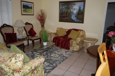 Casa en venta en Coral Springs, Florida, 4 dormitorios, 192.4 m2 № 962465 - foto 9