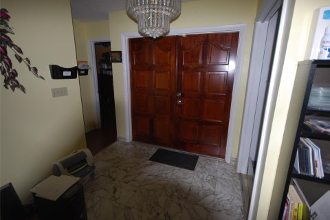 Casa en venta en Coral Springs, Florida, 4 dormitorios, 192.4 m2 № 962465 - foto 10