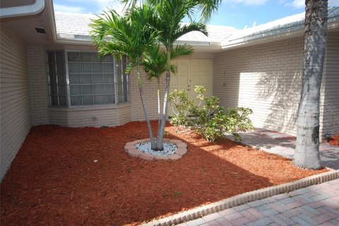 Villa ou maison à vendre à Coral Springs, Floride: 4 chambres, 192.4 m2 № 962465 - photo 26