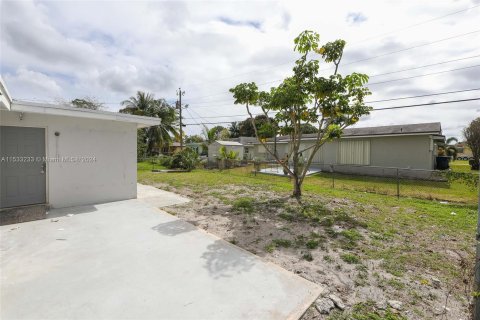 Villa ou maison à vendre à Fort Lauderdale, Floride: 3 chambres, 128.48 m2 № 1008985 - photo 28