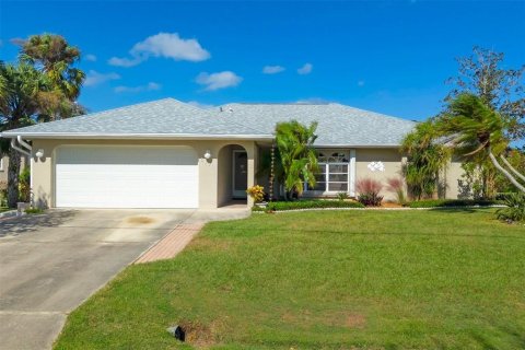 House in Port Charlotte, Florida 3 bedrooms, 142.33 sq.m. № 1434000 - photo 5