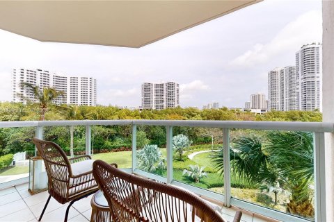 Condominio en venta en Aventura, Florida, 2 dormitorios, 149.57 m2 № 1365501 - foto 7