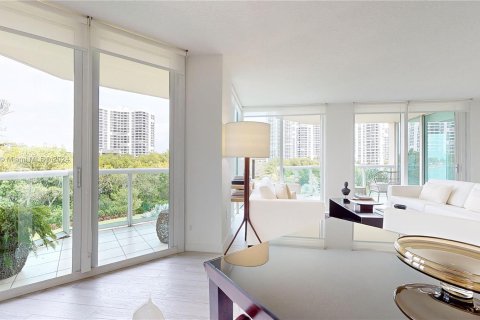 Condo in Aventura, Florida, 2 bedrooms  № 1365501 - photo 19