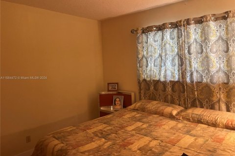Copropriété à vendre à Dania Beach, Floride: 2 chambres, 106.28 m2 № 1099662 - photo 19