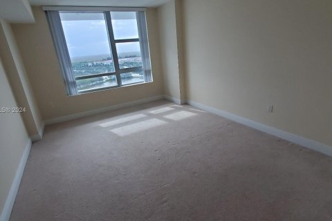 Condo in Sunrise, Florida, 2 bedrooms  № 1099622 - photo 11