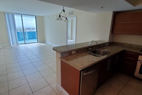 Condominio en venta en Sunrise, Florida, 2 dormitorios, 125.42 m2 № 1099622 - foto 9